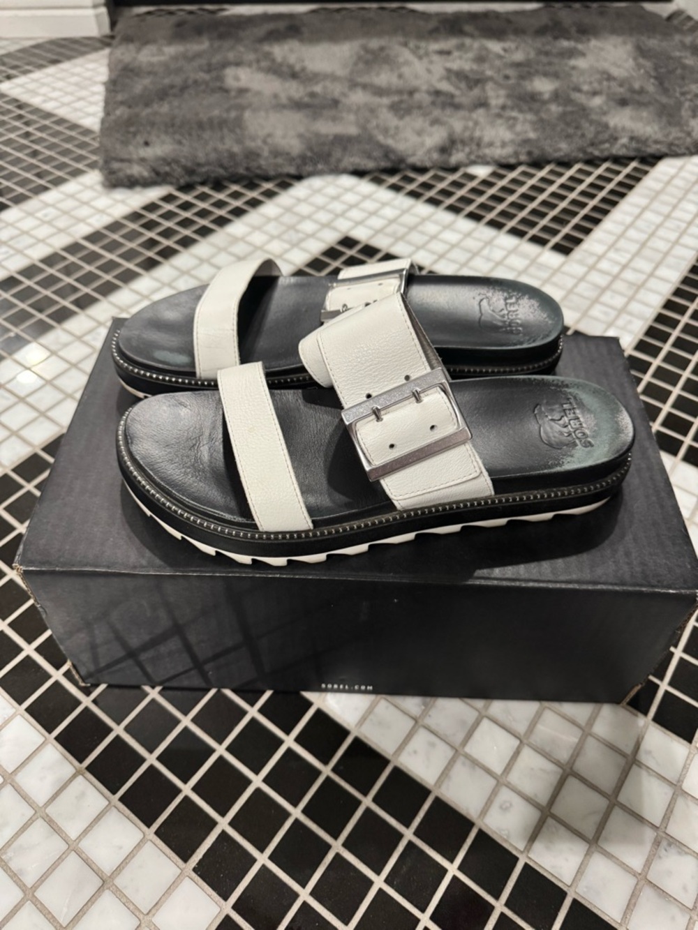 Womens Black & White Leather Slide Sandals with Buckle - Picture 2 of 5